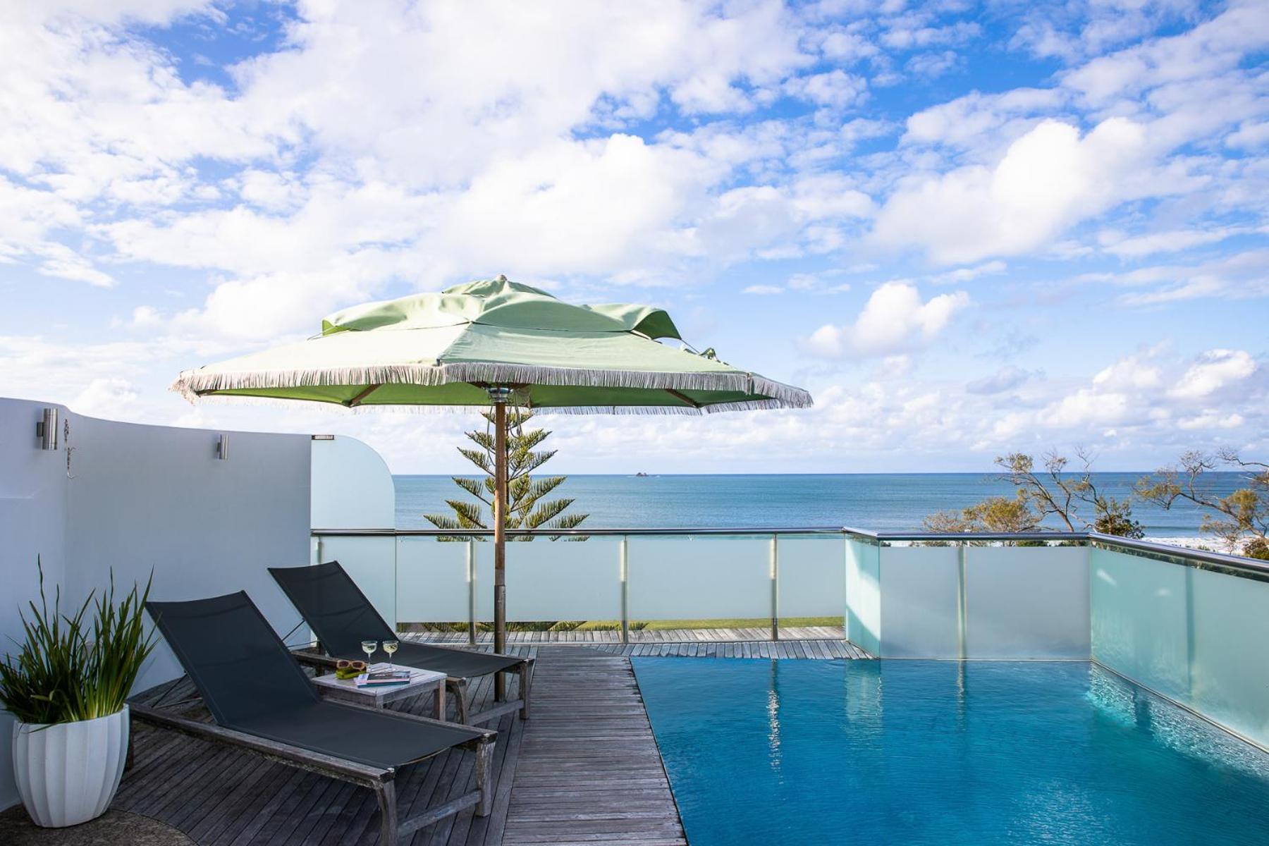 บีช สวีทส์ Hotel ไบรอนเบย์ ภายนอก รูปภาพ